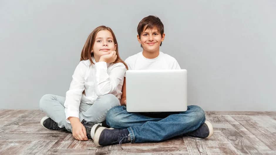 Jaki laptop do nauczania zdalnego: uniknij najczęstszych błędów